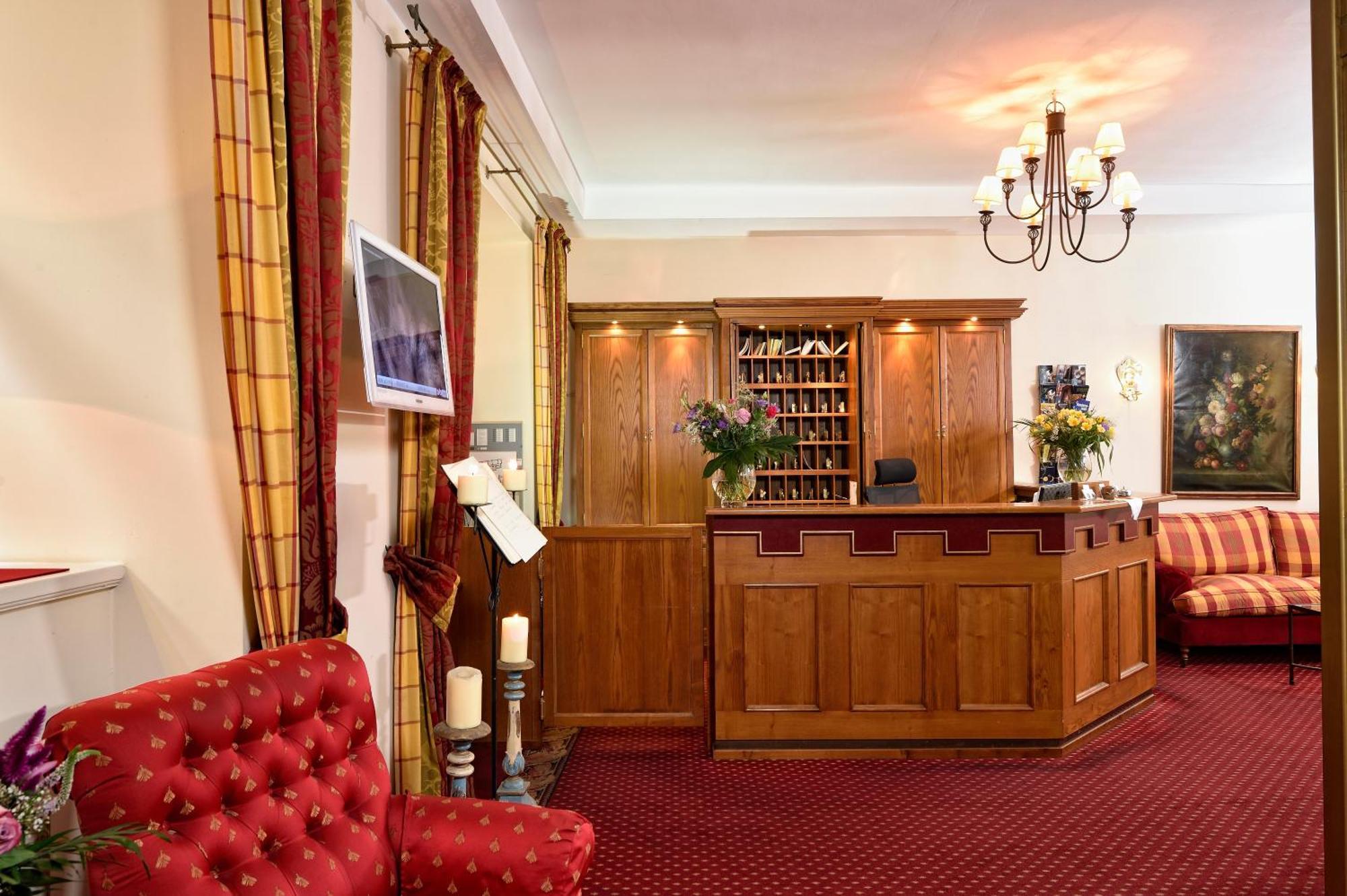 Hotel Graf Von Mansfeld Лютерштадт-Айслебен Екстер'єр фото