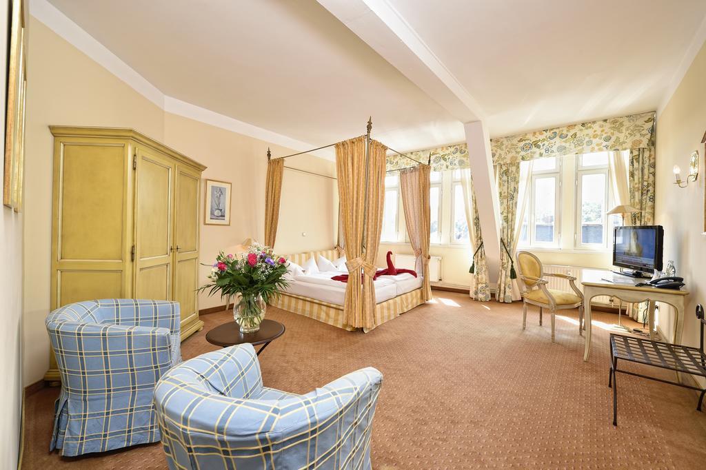 Hotel Graf Von Mansfeld Лютерштадт-Айслебен Екстер'єр фото